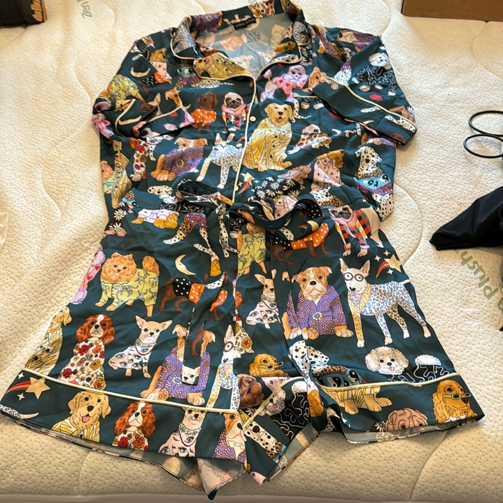 Karen Mabon 2 piece sleepwear